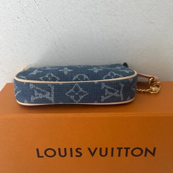 UPCYCLED Louis Vuitton Monogram Blue Denim Mini Pouchette - Picture 4 of 11